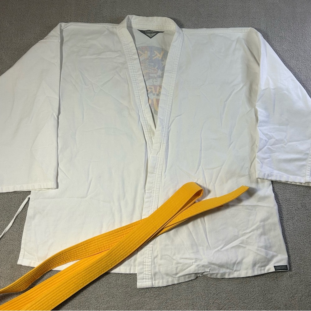 Century Martial Arts Karate Gi Top Adult Large  A.K.K.A USA Logo + Yellow Belt